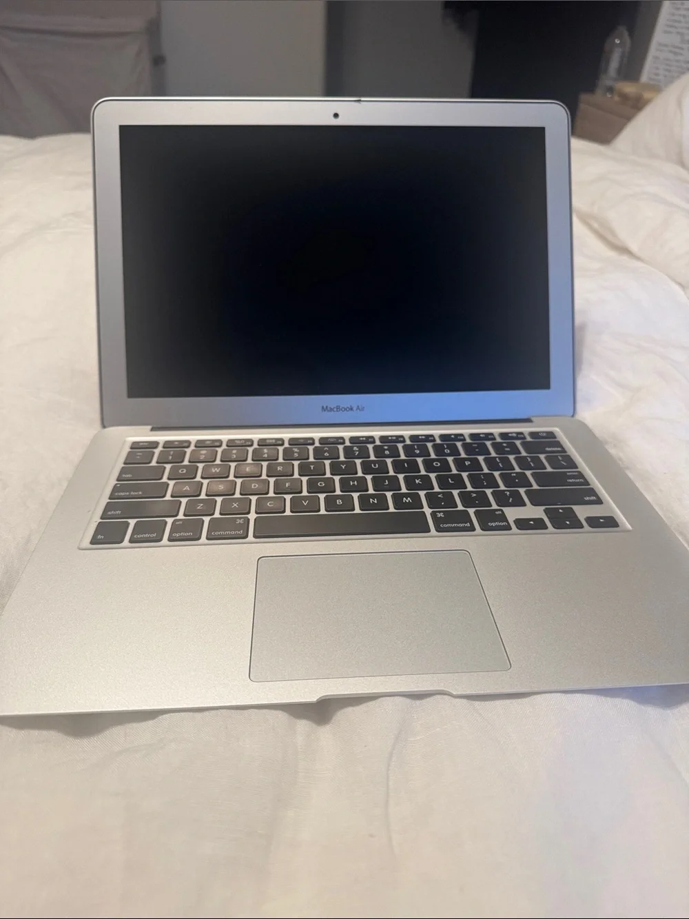 Apple MacBook Air Laptop - Silver 13” Excellent condition